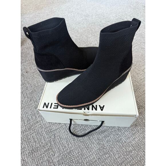 Anne Klein Women's Piera Ankle boot womens EUC in box 9.5 - Picture 2 of 6